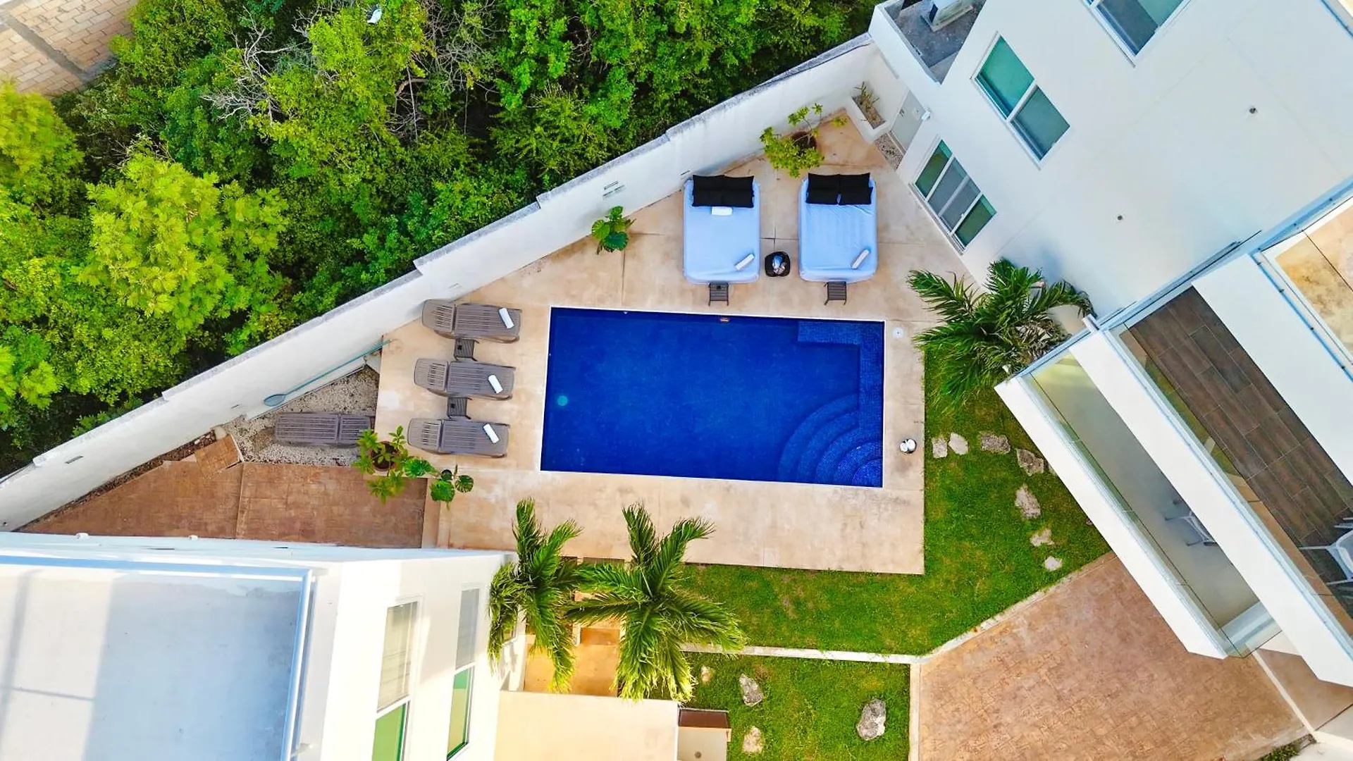 Azulea Isla Mujeres Hotel