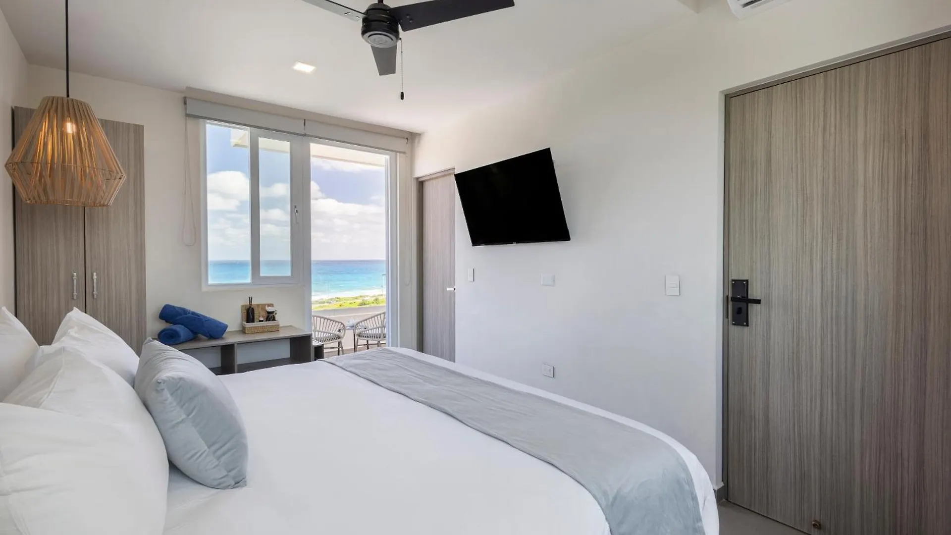 Azulea Isla Mujeres Hotel