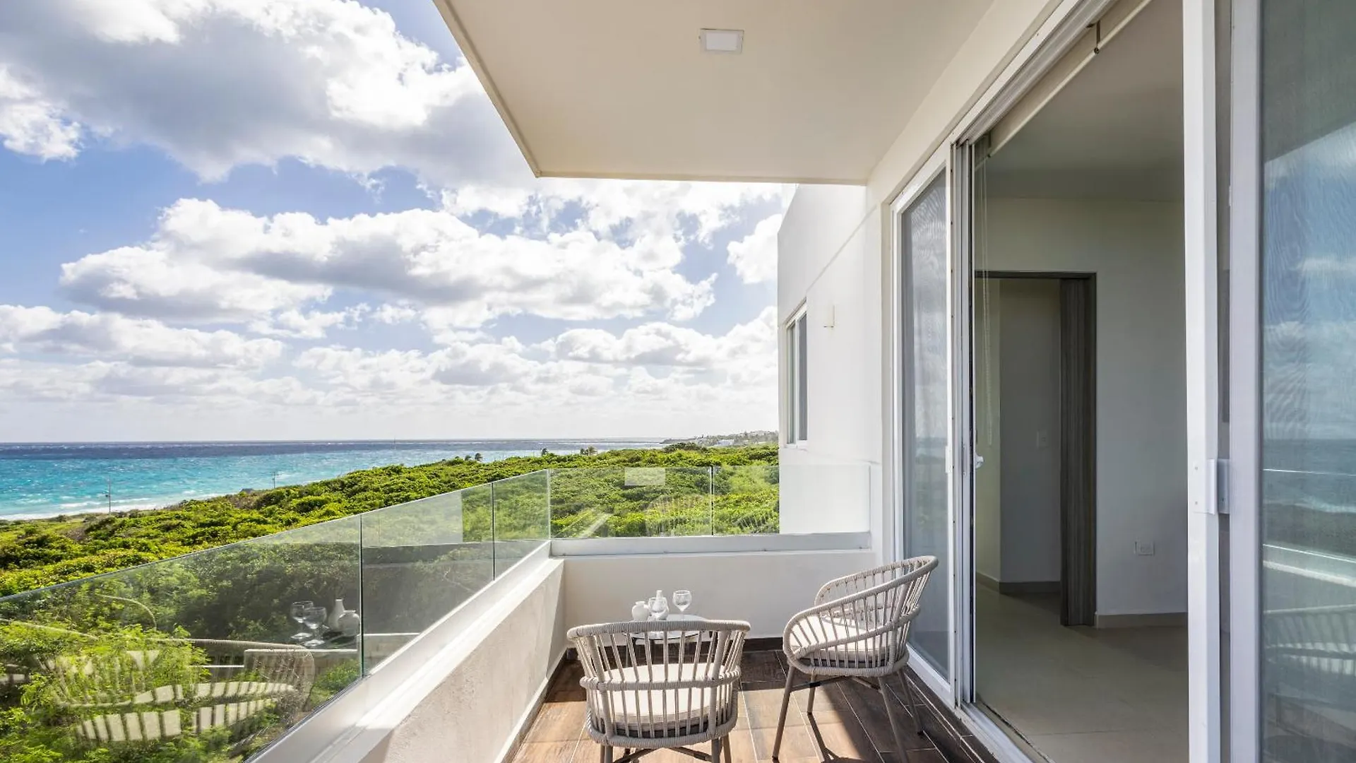 Azulea Isla Mujeres Hotel